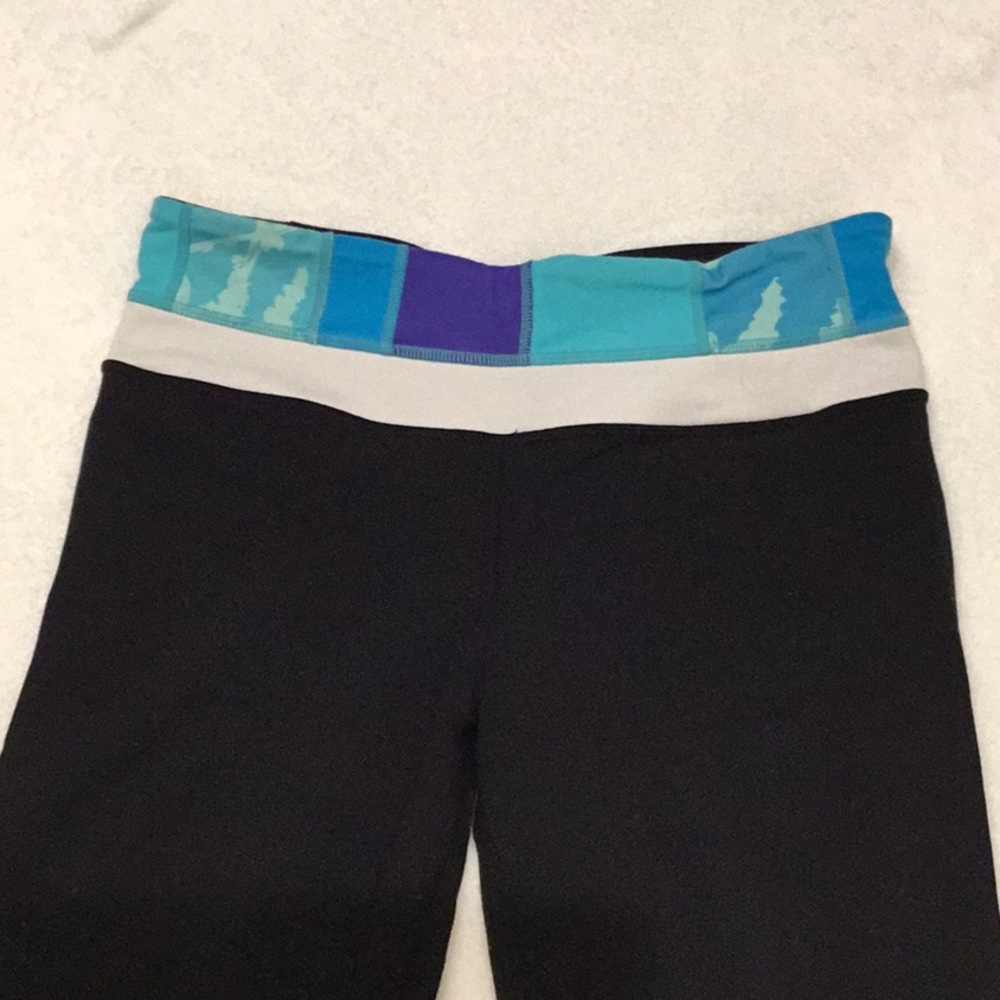 Lululemon Reversible Workout Pant - image 1